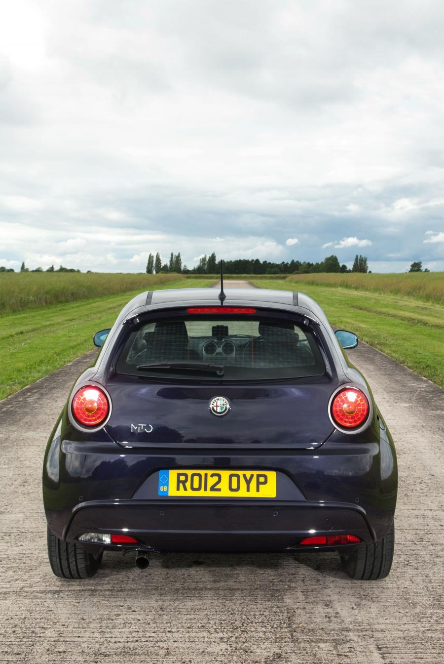  Alfa Romeo MiTo TwinAir (955) 2012 года  (UK) (фото 30 из 42)